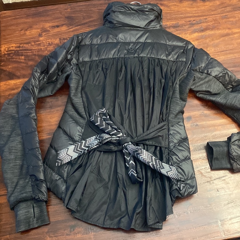 Lululemon Pedal Power Blazer Down Jacket Size 10 Black Super Cute!!